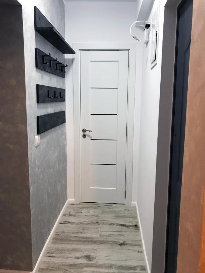 Homely Apartment Suceava Exterior foto