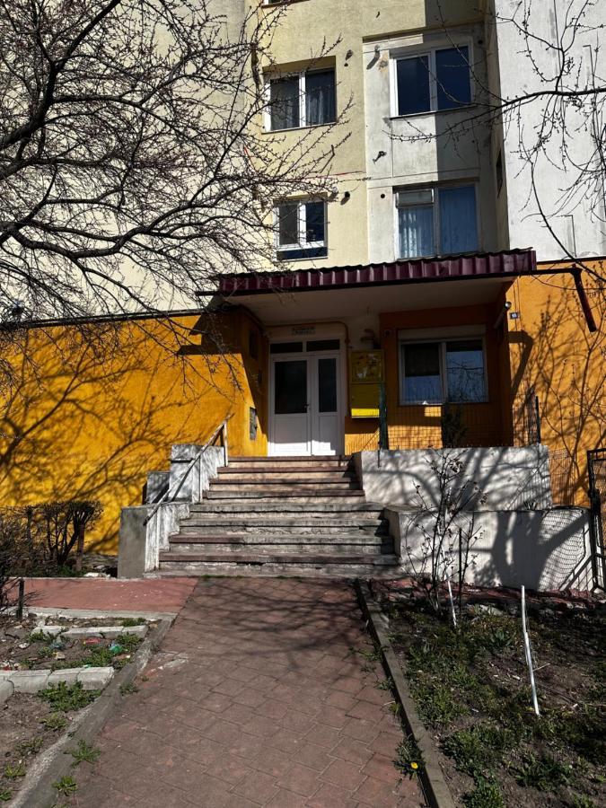 Homely Apartment Suceava Exterior foto